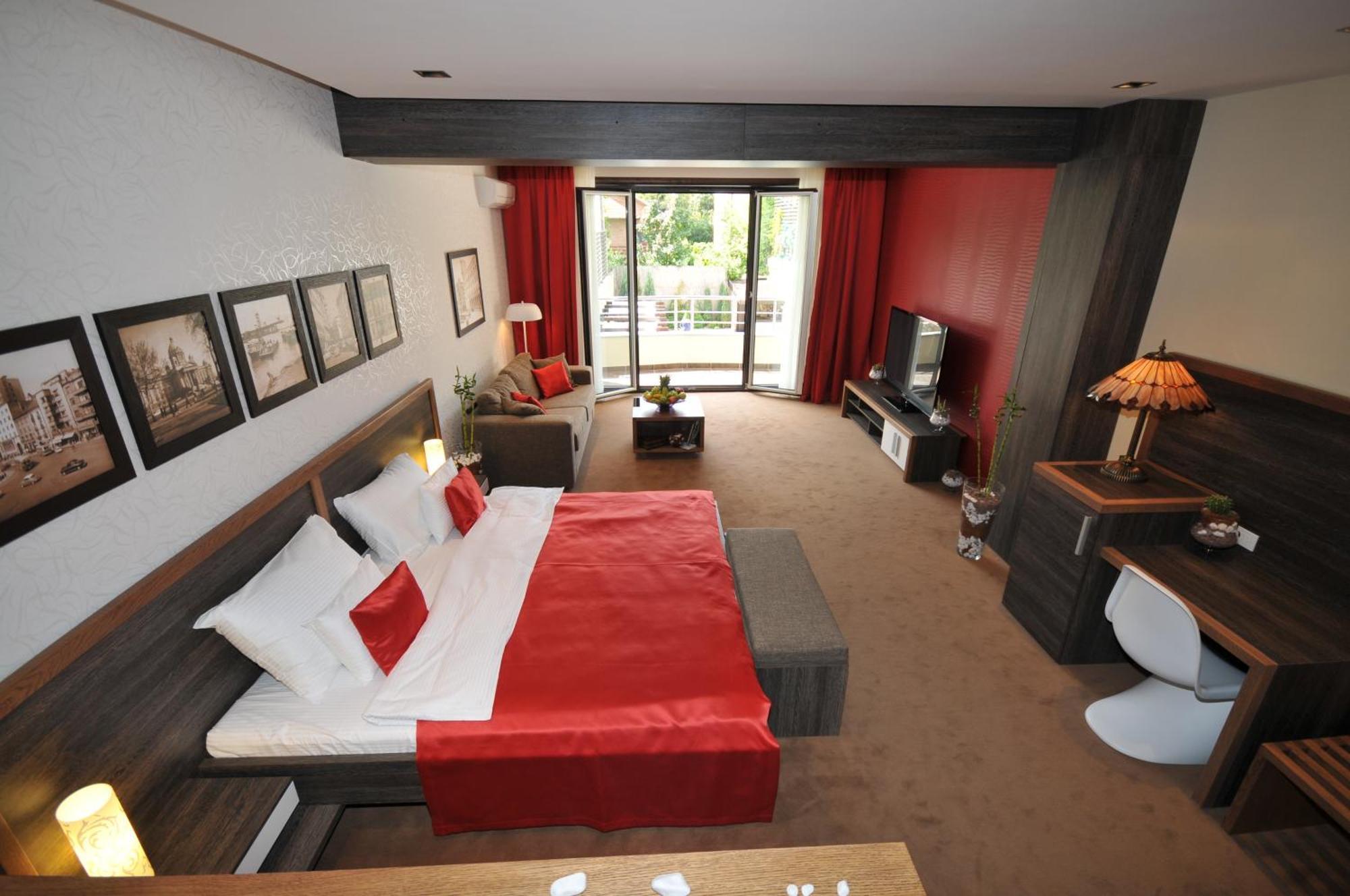 Boutique House Bed & Breakfast